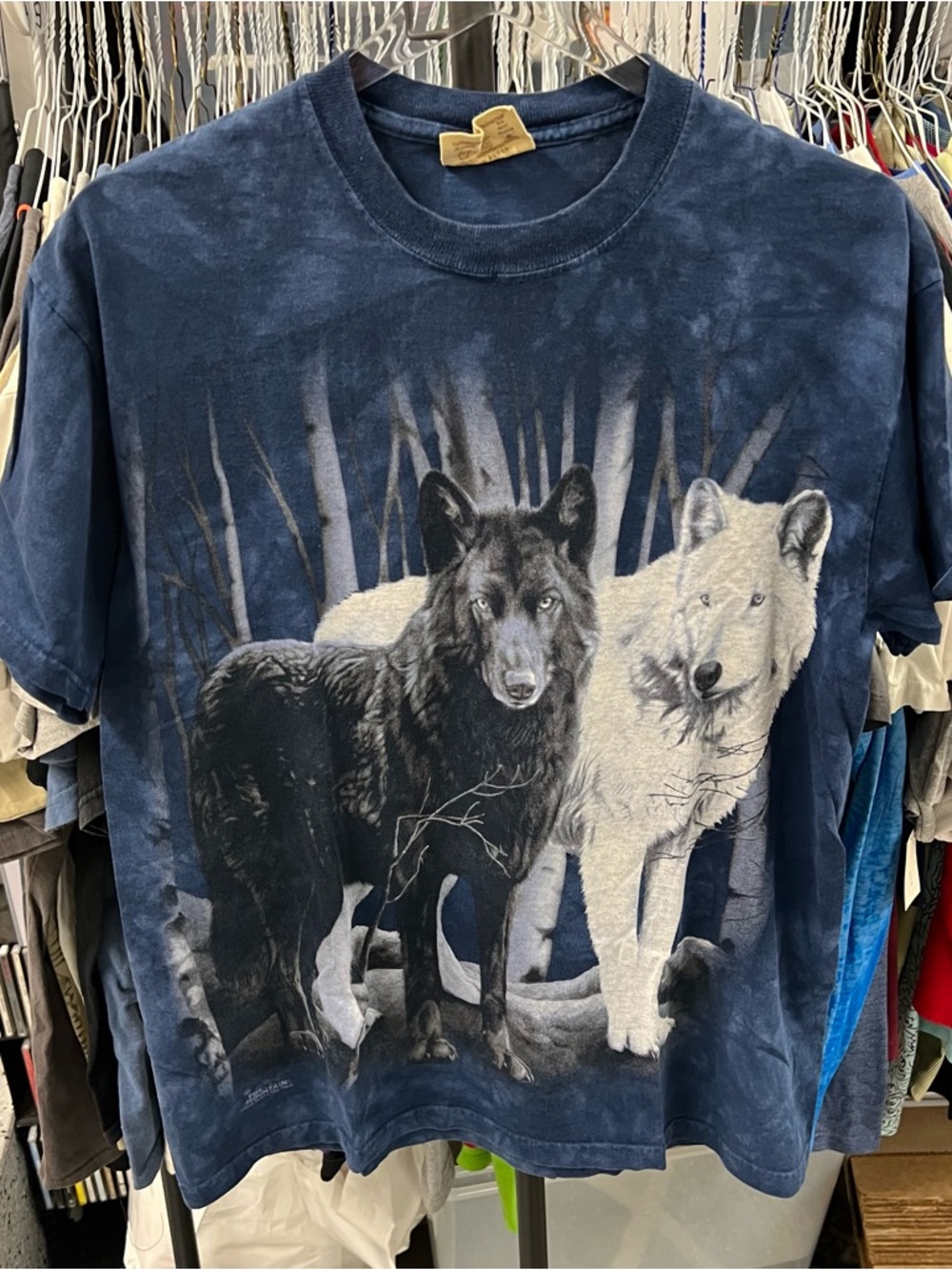 The Mountain Wolf Graphic T-Shirt M –Navy Tie Dye– 90s Y2K Style Wildlife Tee
